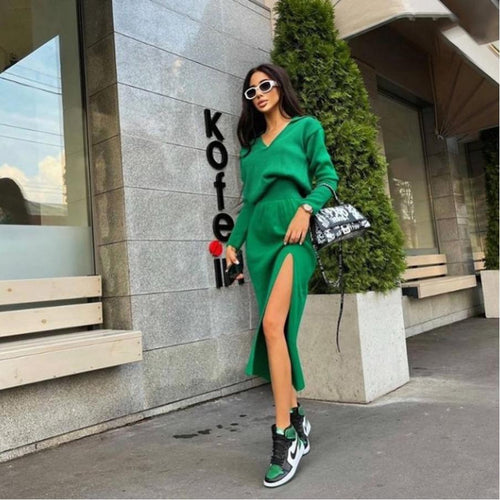 Jessica Cinched in waist dress with split in green Dollhouse-Collection 