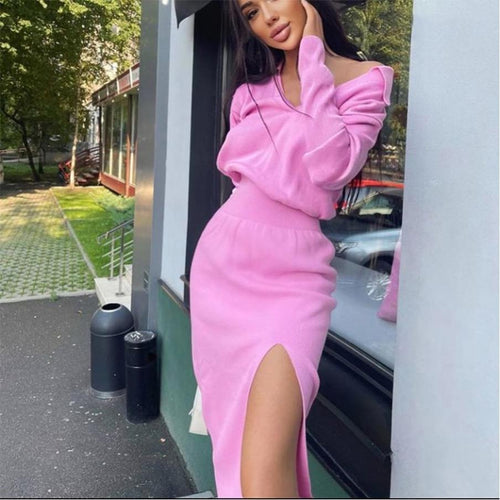 Jessica Cinched in waist dress with split in pink Dollhouse-Collection 